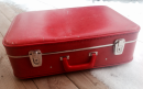 Röd koffert